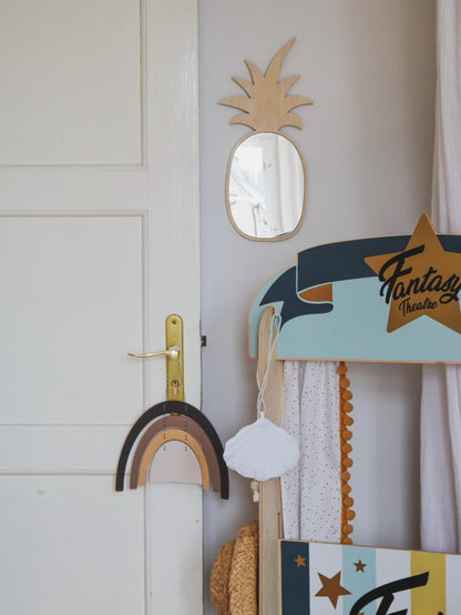 Kids Room Pineapple Mirror – Child-Friendly Acrylic & Wood